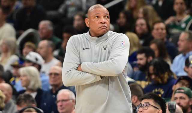 世界杯高清回放-木屋！里弗斯生涯至今执教5队 76人胜率最高 雄鹿时期胜率首跌5成