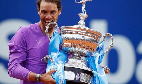 “不完美”的纳达尔击败完美的对手 12冠意味着什么