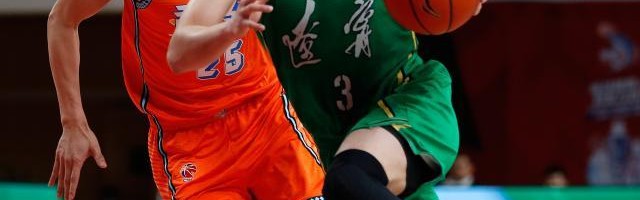 世界杯直播-争冠组同取开门红！辽篮双枪发威 广东惊险过关