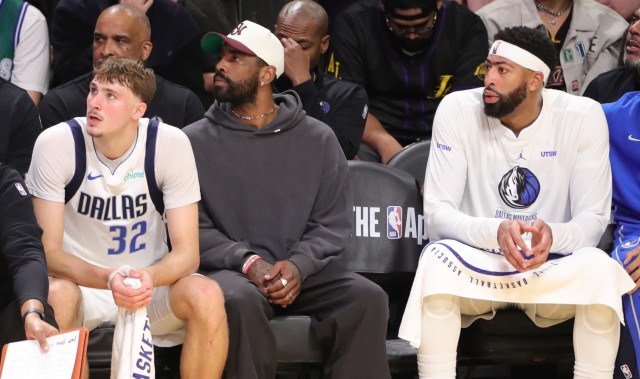 世界杯直播-芬利：球迷肯定想看三状元联手 但这次交易能为球队提供灵活性