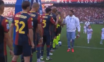 世界杯官方直播平台-半场：尤文0-0热那亚，戴维错失良机，加蒂造险