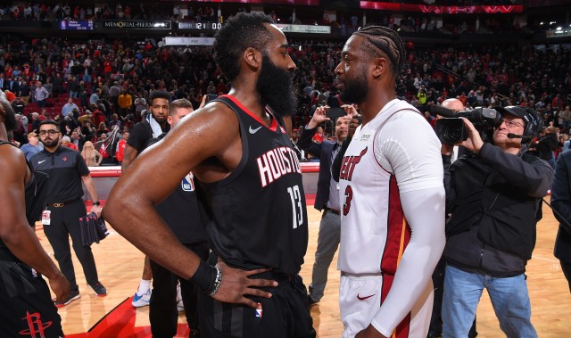 世界杯直播-杜兰特：我不觉得韦德比哈登更有助于夺冠 韦德后两冠出力不多